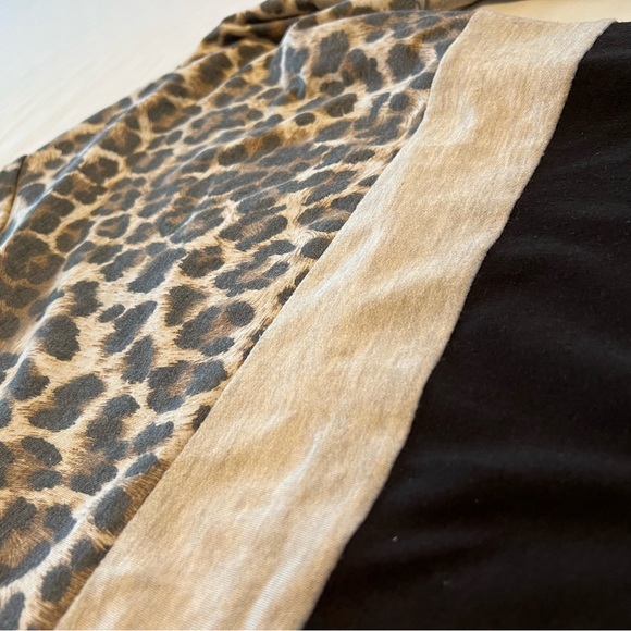 BIBI Top block, style, extra large, missing, size tag,used boutique purchased - Picture 3 of 14